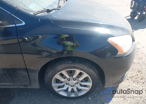 2015 Nissan Sentra Fe+ S/S/Sl/Sr/Sv from USA, damaged, VIN 3N1AB7APXFY261589